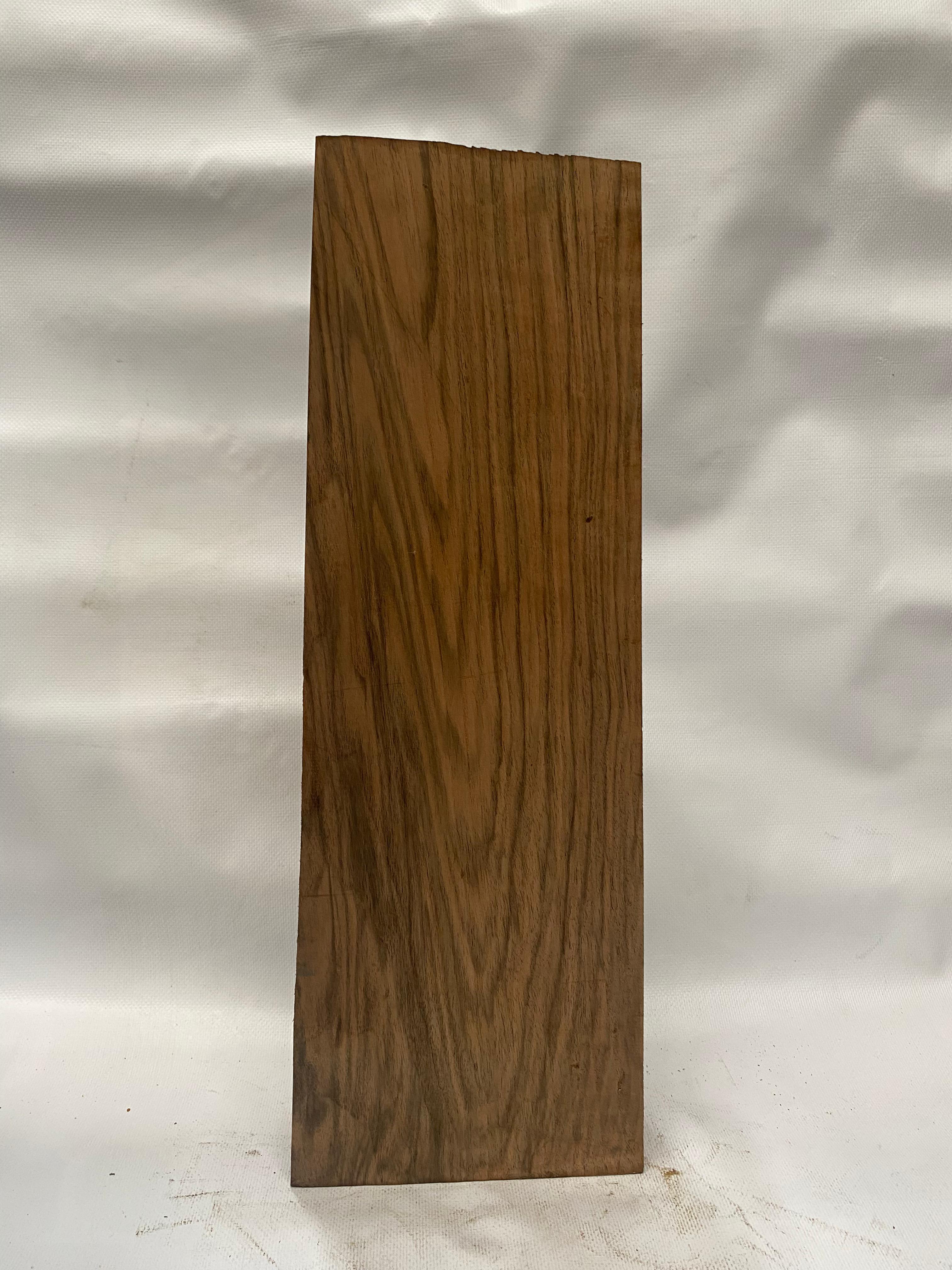 300034